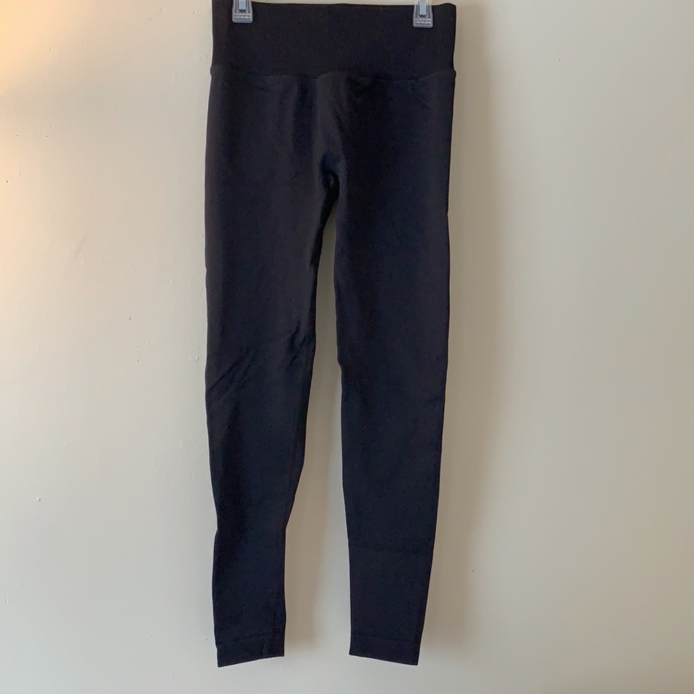 High waisted black workout leggings